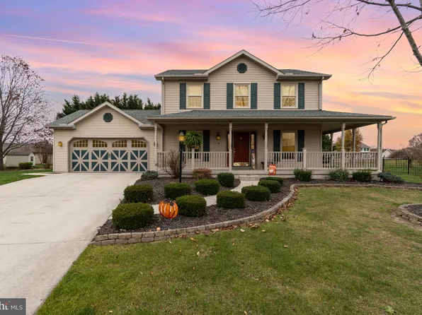 34 Chinkapin Dr, New Oxford, PA 17350