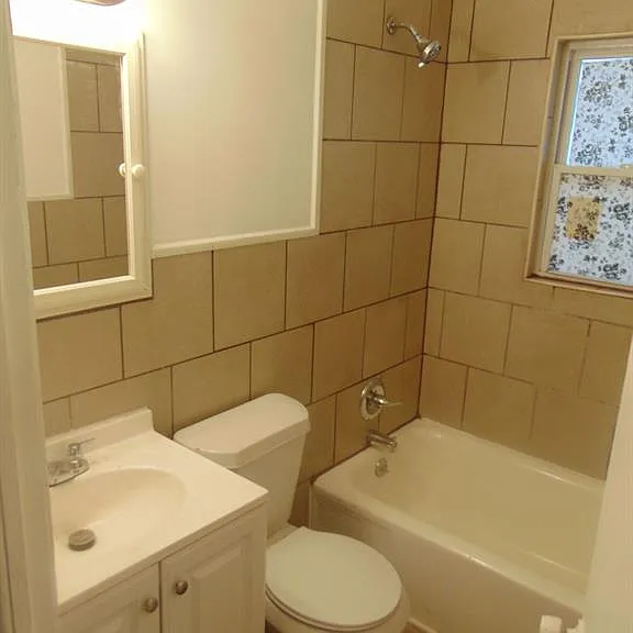 8645 Hupp Ave — Photo 4