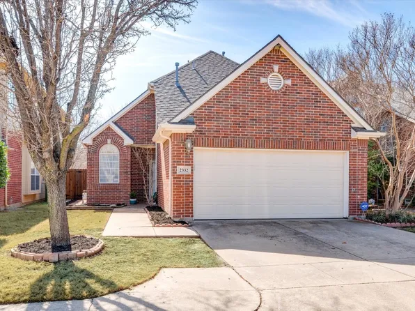 2332 Leafy Glen Ct, Bedford, TX 76022