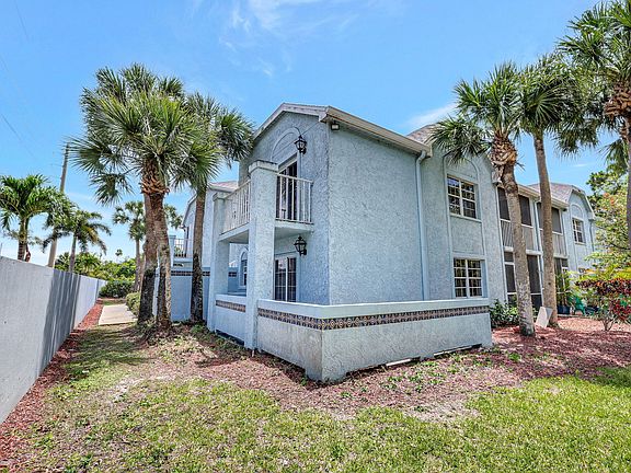 3rd image of 1600 SE Green Acres Circle #204