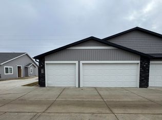 127 Kenner Loop, Bismarck, ND 58504