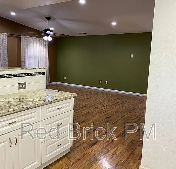 1134 Partridge Dr — Photo 9