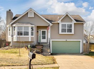 114 Aspencade Cir, Saint Peters, MO 63376