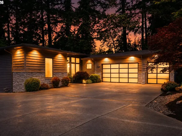 18965 Pilkington Rd, Lake Oswego, OR 97034