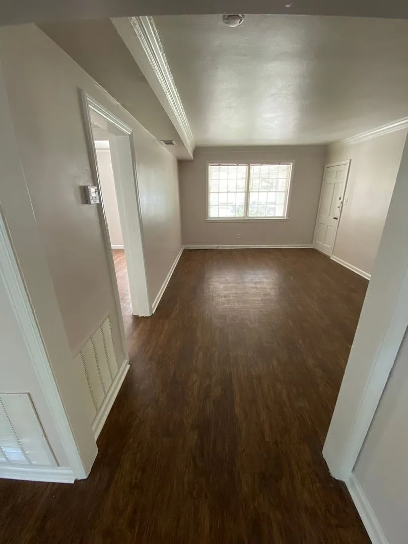3521 Bull Street — Photo 3