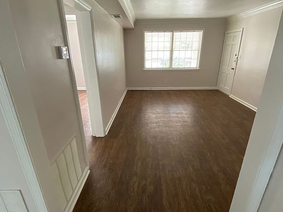 3rd image of 3521 Bull St APT 1