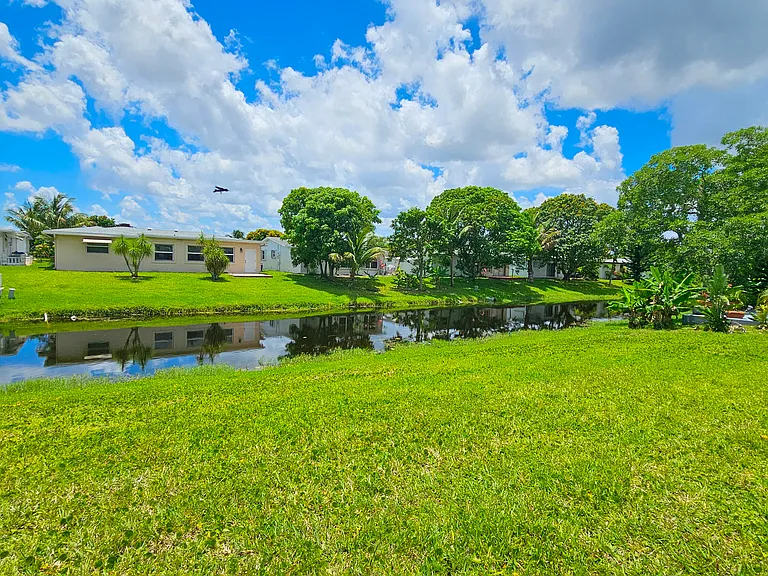 7180 NW 10th Ct — Photo 12