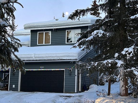 2nd image of 9651 Main Tree Dr