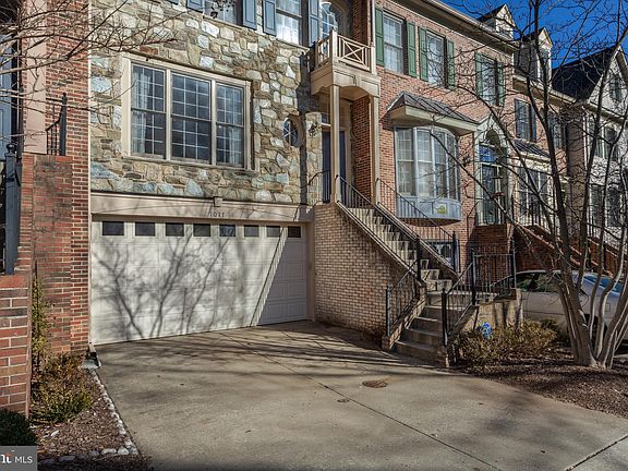 3rd image of 1017 Grand Oak Way