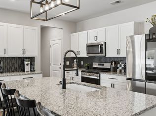 4096 Crossing Way, White House, TN 37188