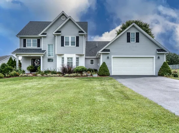 18459 John Ashley Dr, Abingdon, VA 24211