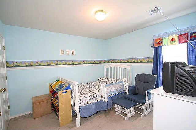 2nd bedroom