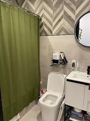 Rented by Loom Capital Group Inc. | media 22