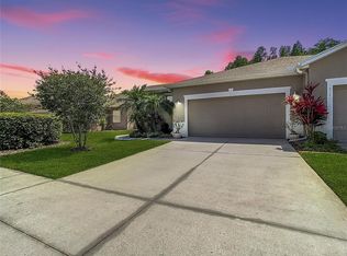8245 Fallglo Ln, Land O Lakes, FL 34637