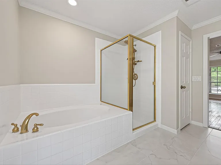 106 Breezy Point Pl — Photo 20