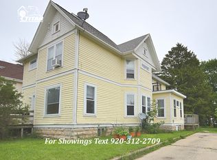1424 N Main St #A, Oshkosh, WI 54901