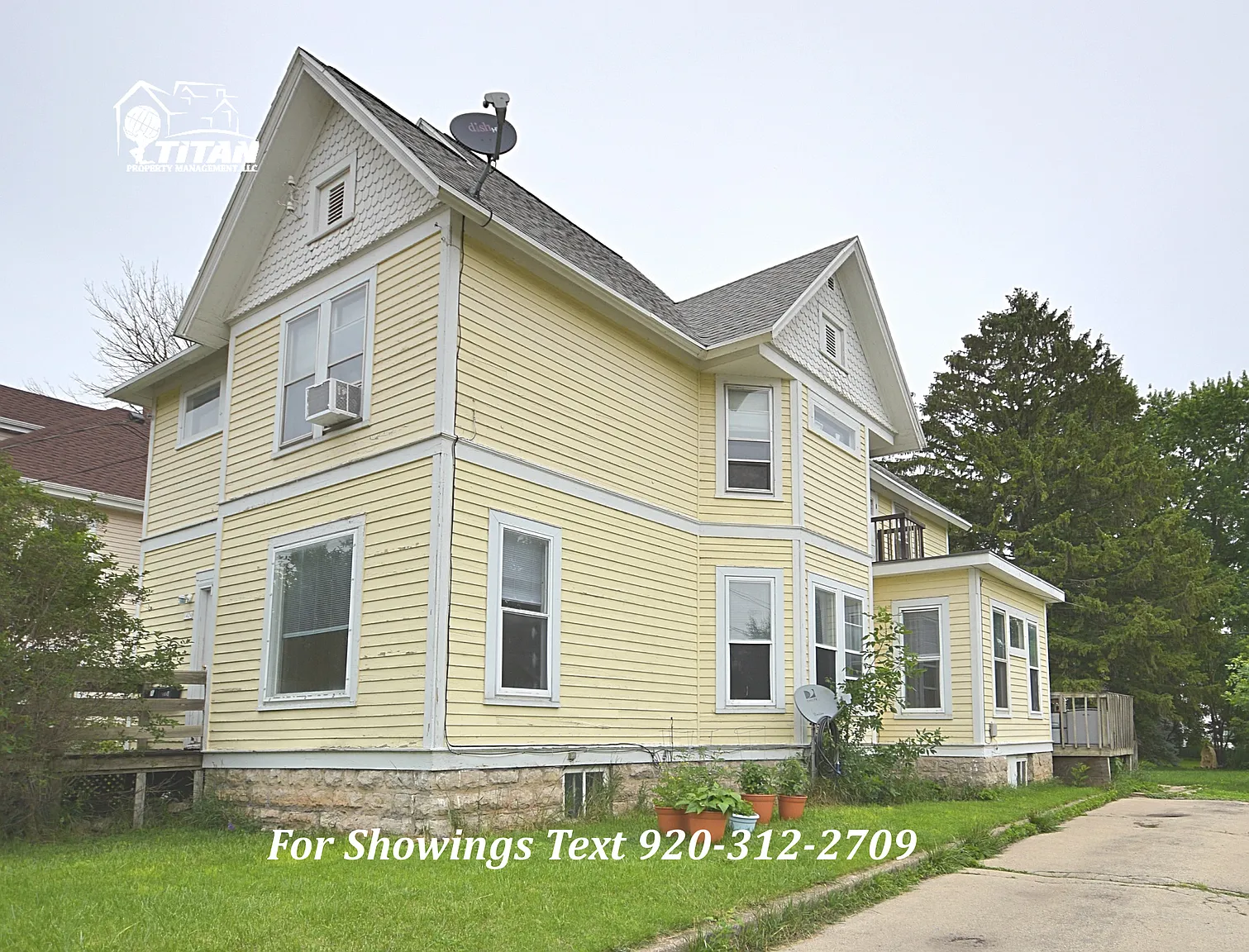 1424 N Main St #A photo 1