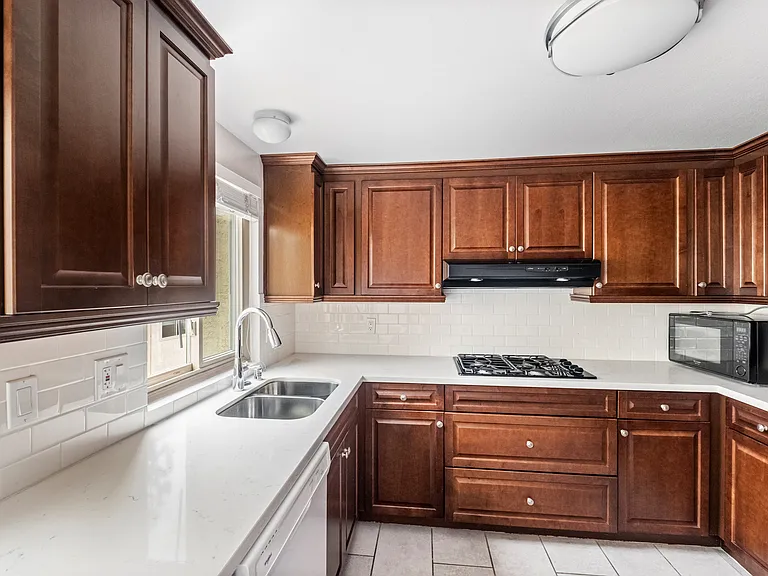 11260 Overland Ave #23G — Photo 10