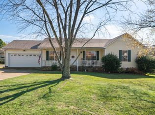 109 Westfield Dr, Columbia, TN 38401