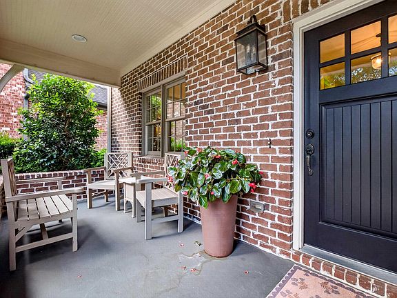 2nd image of 655 Provence Dr