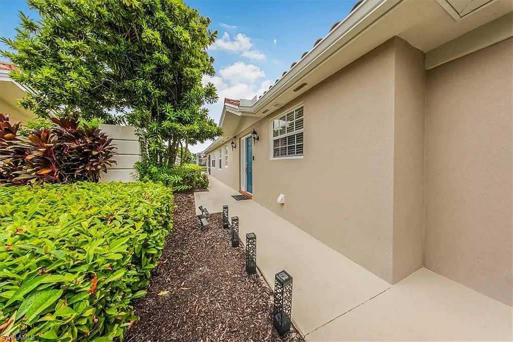 2 bed, 2.0 bath, 1540 sqft, $5,500 — Photo 3