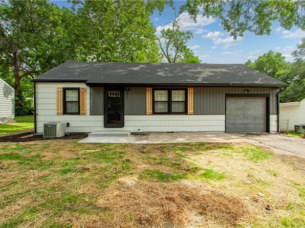 8809 E 71st Ter, Raytown, MO 64133