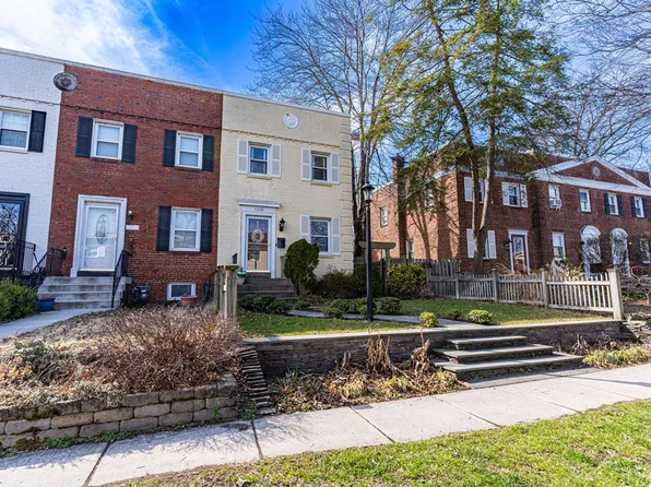 1206 Colonial Ave, Alexandria, VA 22314