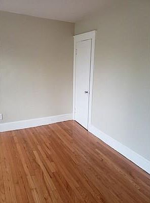 3rd image of 281 Essex St APT 12