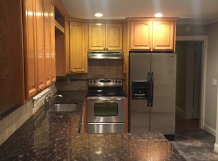 204 Voss Ave #1, Yonkers, NY 10703