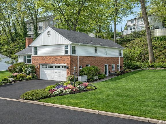 2nd image of 61 Devon Road