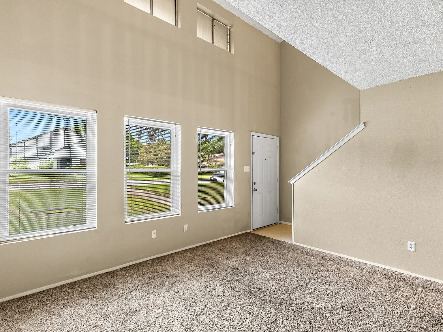 2 bed, 1250 sqft, $1,650 — Photo 4