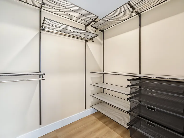 706 Madison St #405 — Photo 13