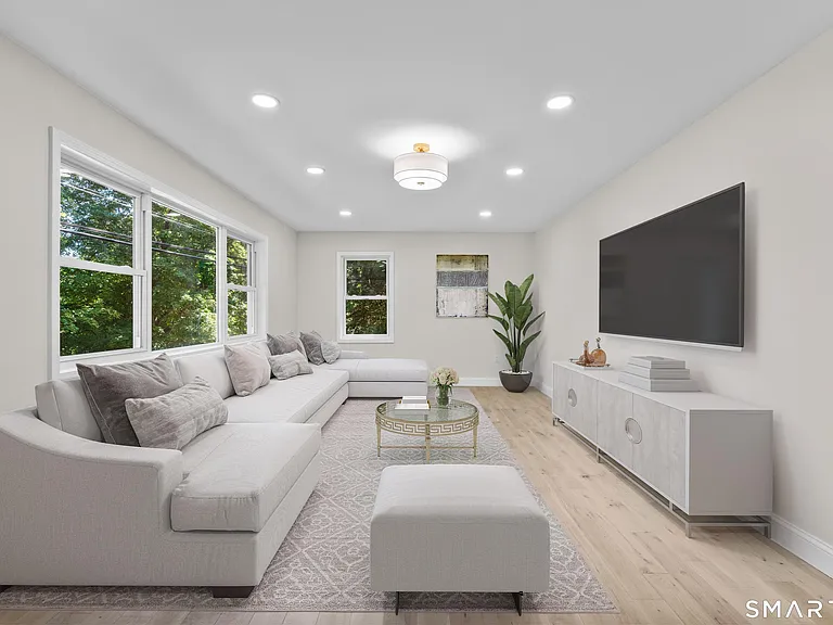 120 Ivy Hill Rd — Photo 14