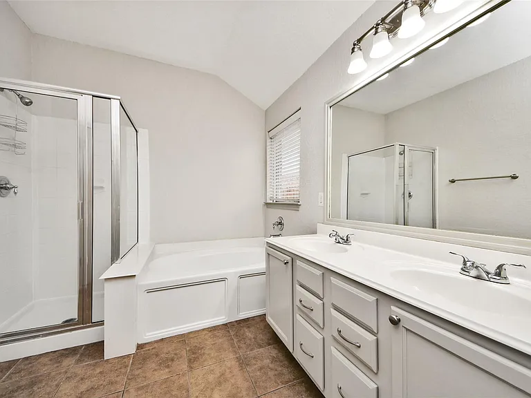 26131 Travis Brook Dr — Photo 13