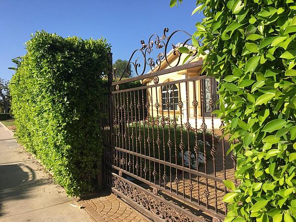 2nd image of 5726 Tyrone Ave