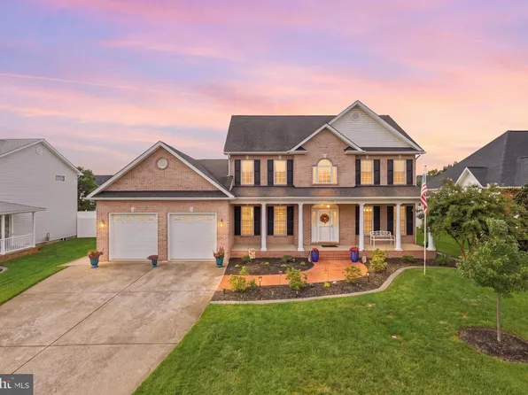 207 Cool Spring Dr, Stephens City, VA 22655