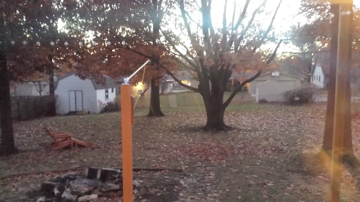 fenced backyard with shed - 306 SW Pinnell Dr
