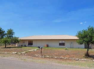 905 S Harrison St, Alpine, TX 79830