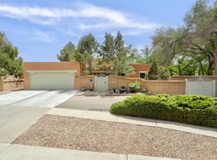 2404 Kestrel Ct NW, Albuquerque, NM 87107