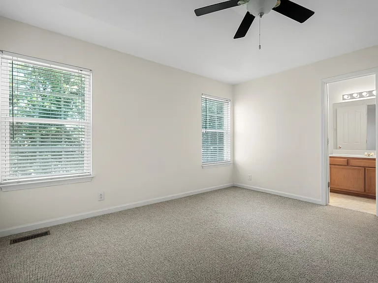 426 Arapaho Dr — Photo 22