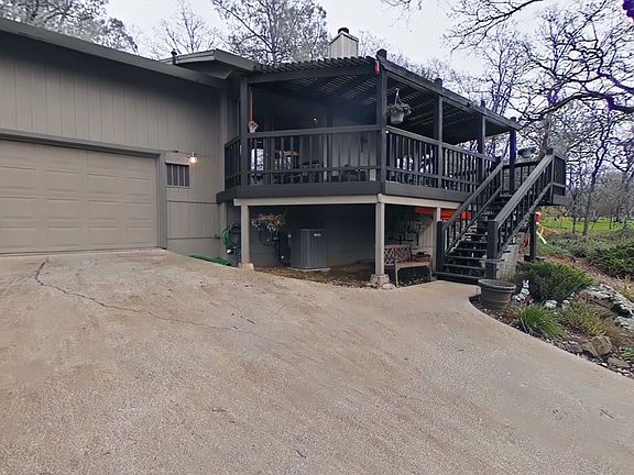 5th image of 14333 Knobcone Dr