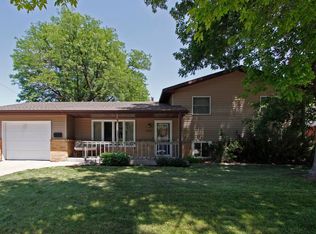 905 W Philip Ave, North Platte, NE 69101