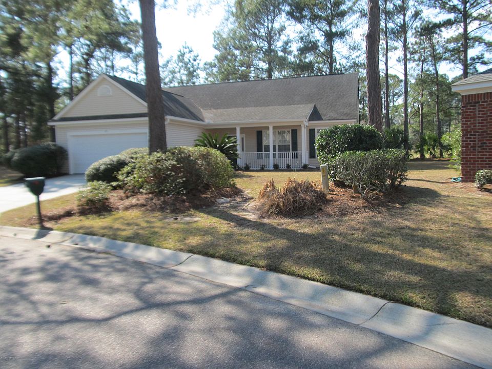 1st image of 21 Muirfield Drive