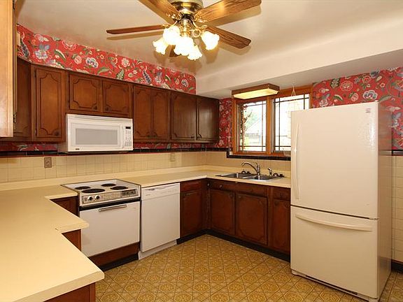 3rd image of 562 McAlpin Ave
