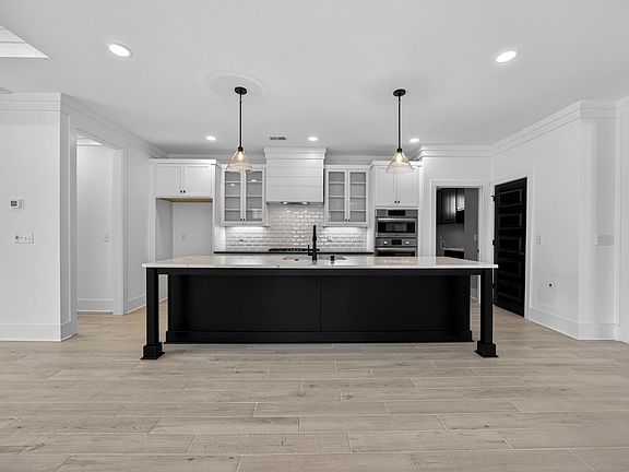 5th image of 2040 Shallow Bluff Ct