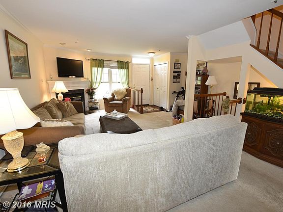 3rd image of 43997 Falmouth Ct