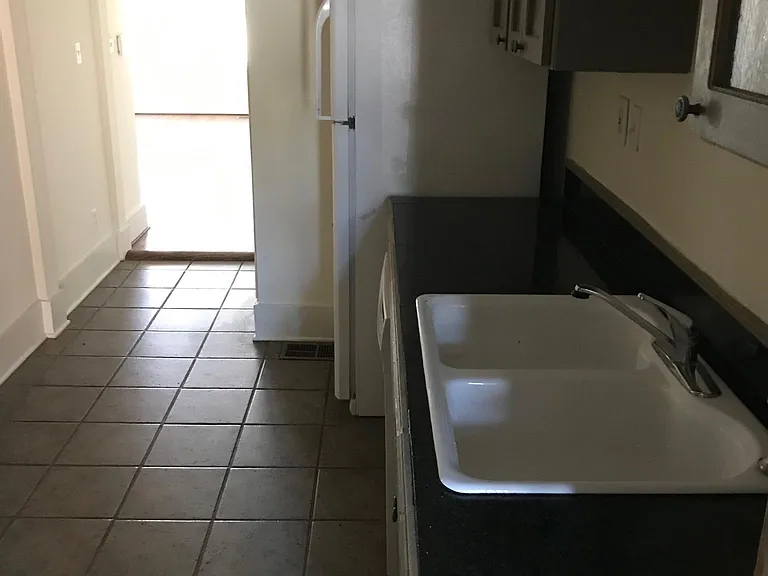 4604 Gaston Ave — Photo 4