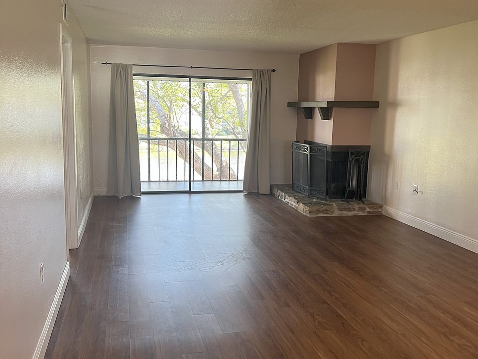 1st image of 108 Lakeside Dr