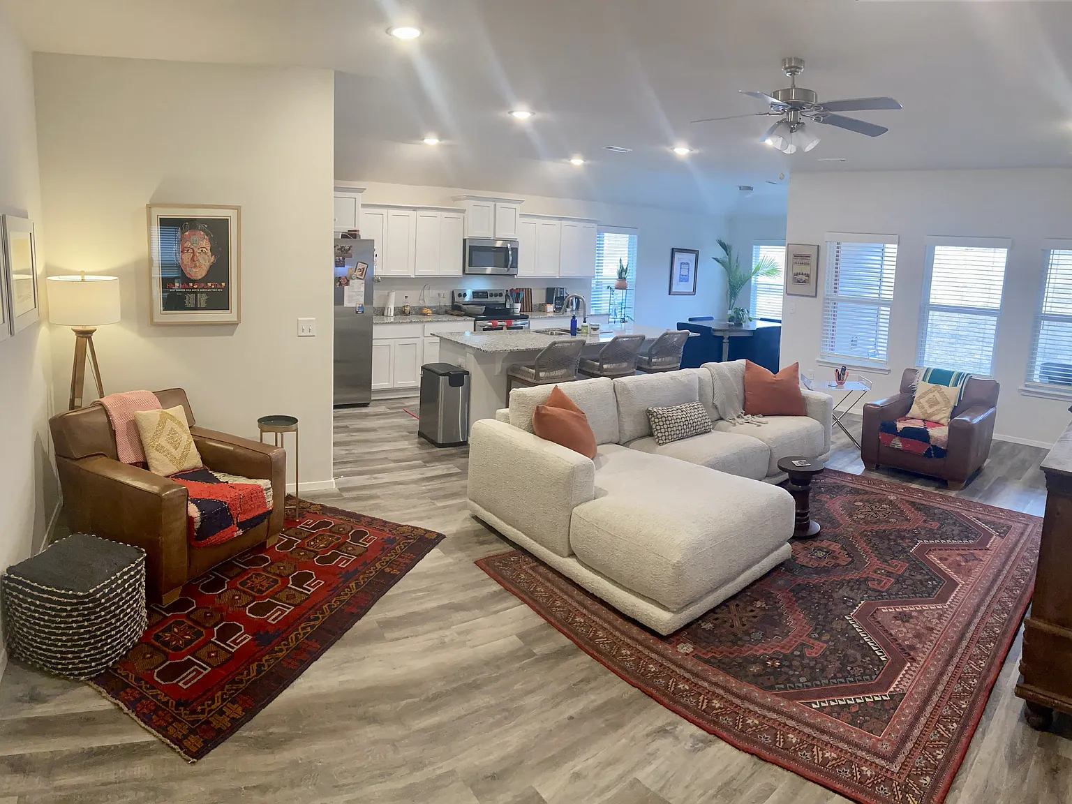 3 bed, 1457 sqft, $2,950 — Photo 1