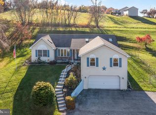 205 Shauffnertown Rd, New Cumberland, PA 17070